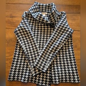 Ellen Tracy Black & White Houndstooth Knit Cardigan